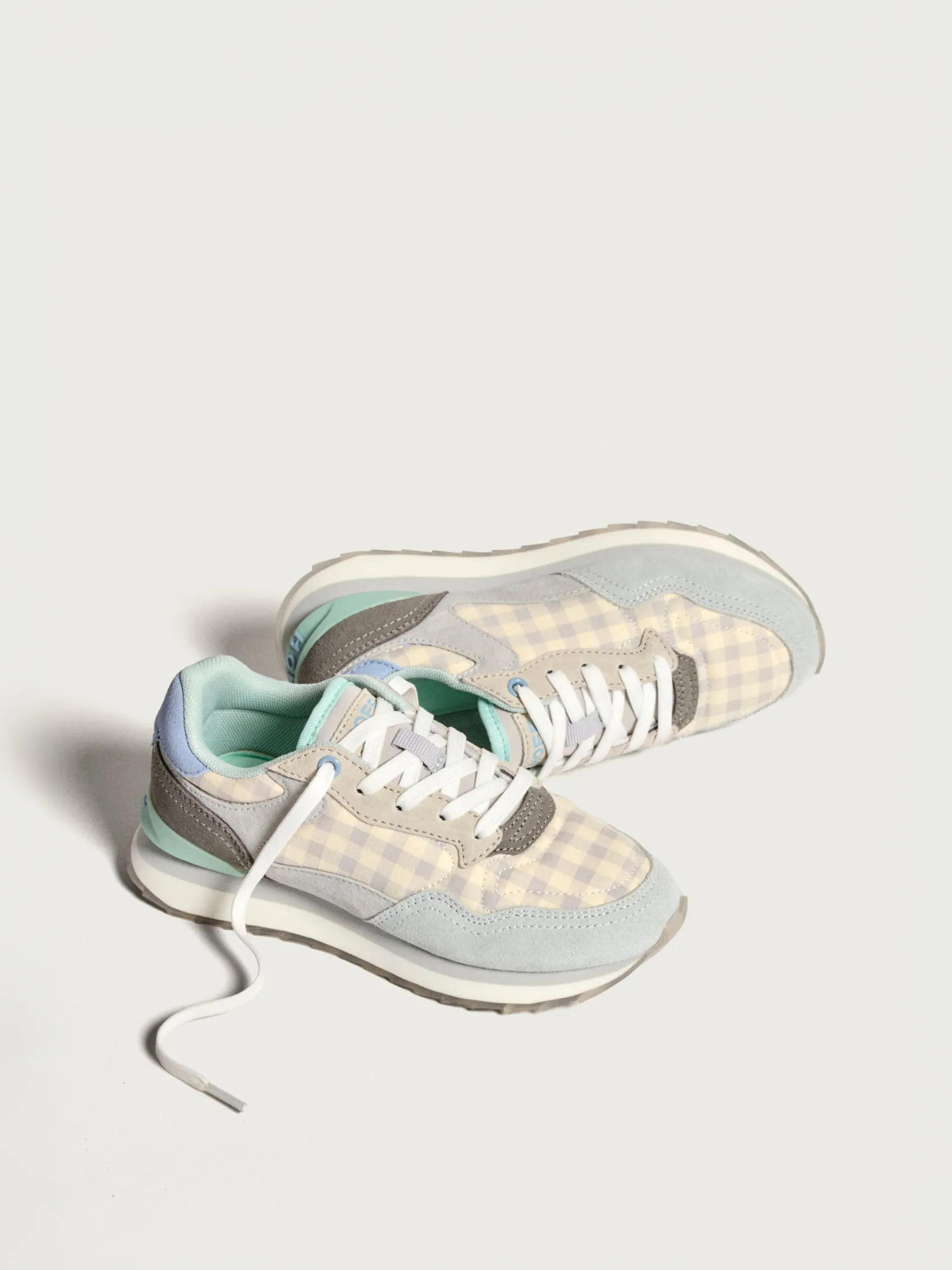 New GRAND CENTRAL Kids Sneakers